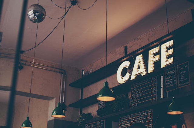 他从星光来封面